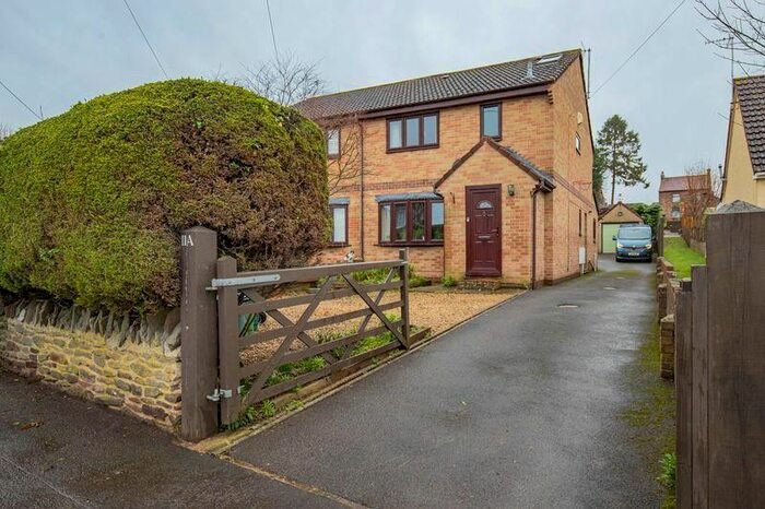 4 Bedroom Semi-Detached House To Rent In Lower Stone Close, Frampton Cotterell, Bristol, BS36