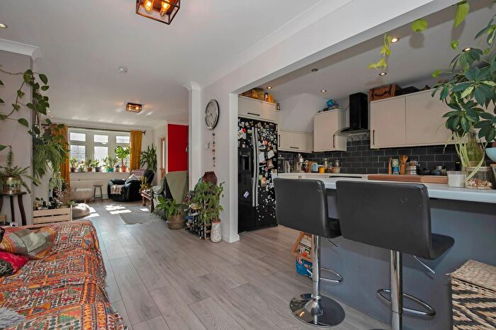 3 Bedroom End Terrace House For Sale In Windsor Avenue, Bristol, BS5