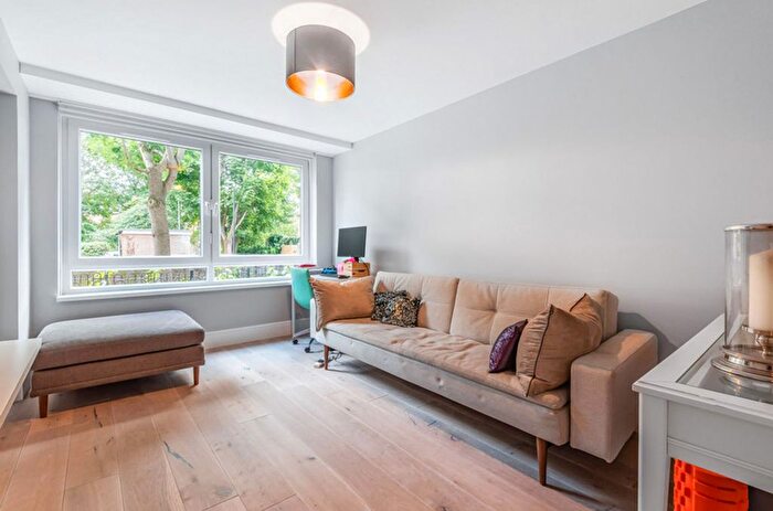 2 Bedroom Flat To Rent In Kersfield Road, Putney, SW15