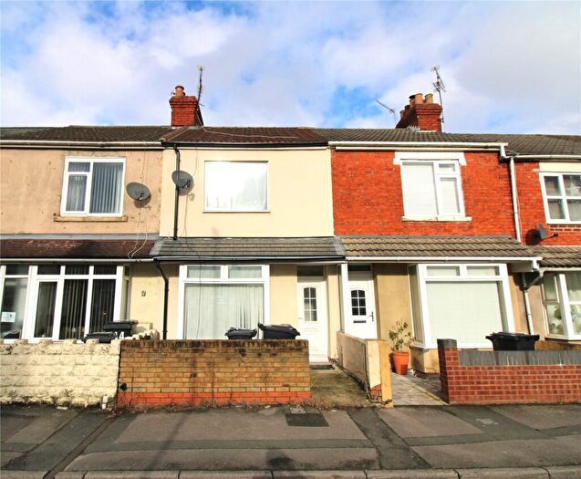 3 Bedroom Terraced House For Sale In Ferndale Road, Ferndale, Swindon, SN2