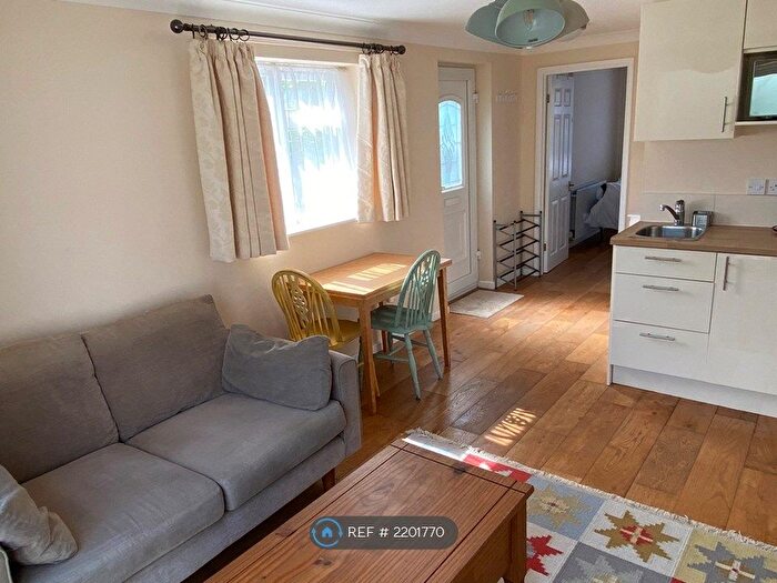 1 Bedroom Flat To Rent In Girton, Girton, Cambridge, CB3