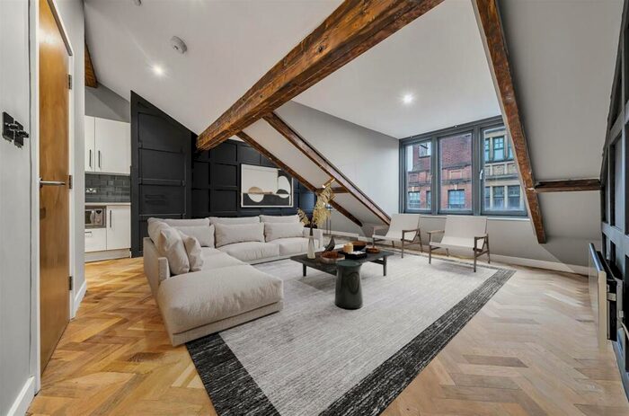 2 Bedroom Apartment To Rent In Crown Street, Leeds, LS2