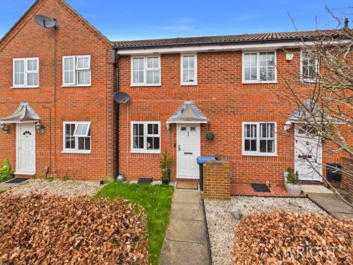 2 Bedroom Terraced House For Sale In Kingsley Court, Welwyn Garden City, AL7