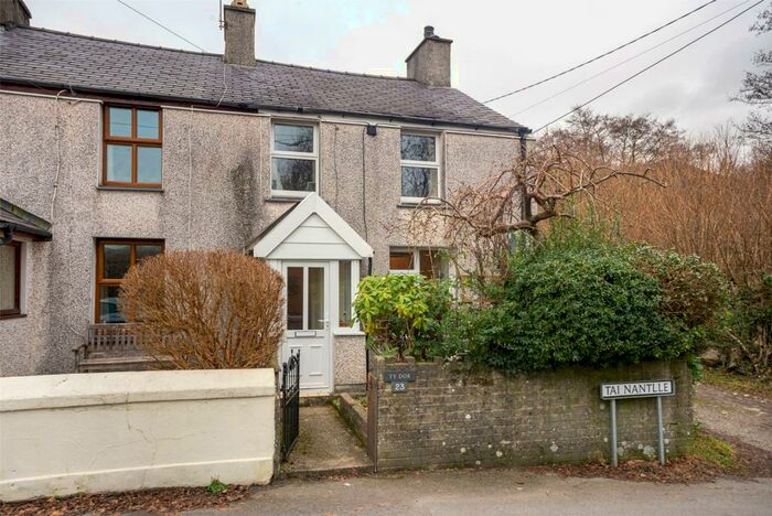 2 Bedroom End Of Terrace House For Sale In Tai Nantlle, Nantlle, Caernarfon, Gwynedd, LL54