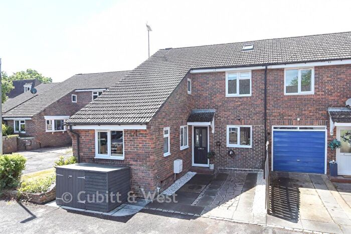 4 Bedroom Terraced House For Sale In Amundsen Road, Horsham, West Sussex, RH12
