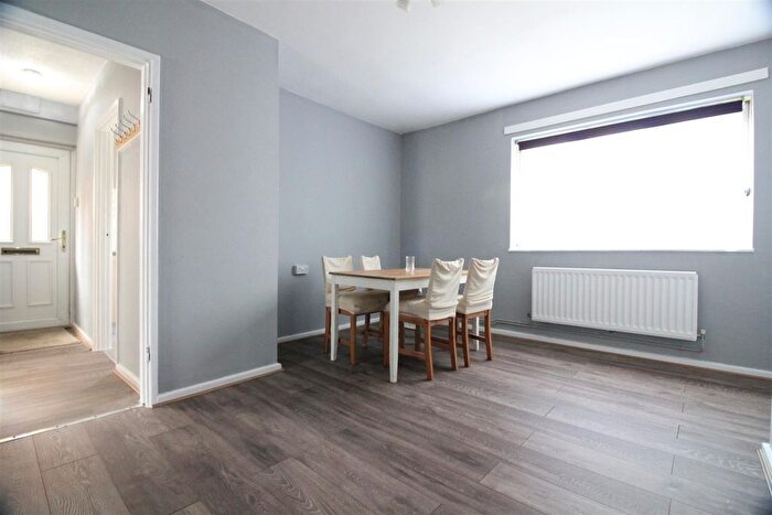 1 Bedroom Flat To Rent In St. Matthew Close, Uxbridge, UB8