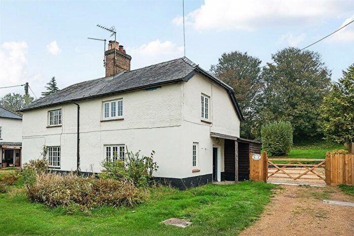 3 Bedroom Cottage To Rent In Stoford, SP2