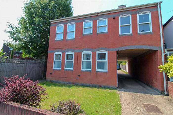 1 Bedroom Apartment To Rent In Potters Road, Barnet, EN5