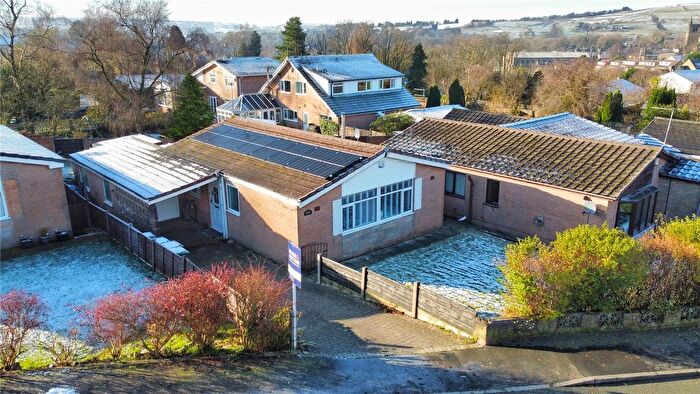 2 Bedroom Detached House For Sale In Oakenclough Road, Bacup, Rossendale, OL13