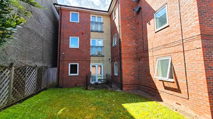 2 Bedroom Flat For Sale In The Strand, Welford Road, Leicester, LE2