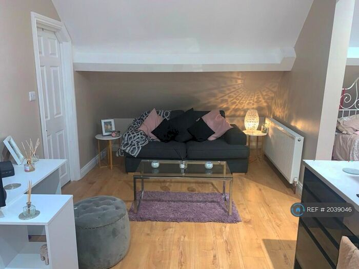 1 Bedroom Flat To Rent In Stoney Stanton Road, Coventry, CV1