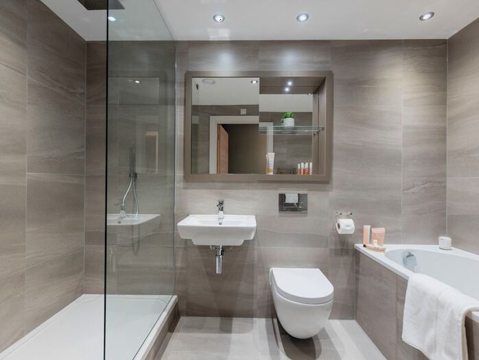 3 Bedroom Flat To Rent In New York, Quarry Hill, Leeds, LS2