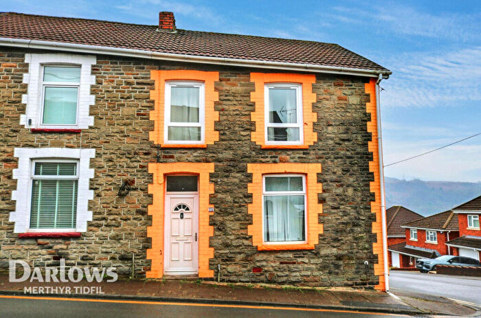 4 Bedroom End Of Terrace House To Rent In Clive Terrace, Pontypridd, CF37
