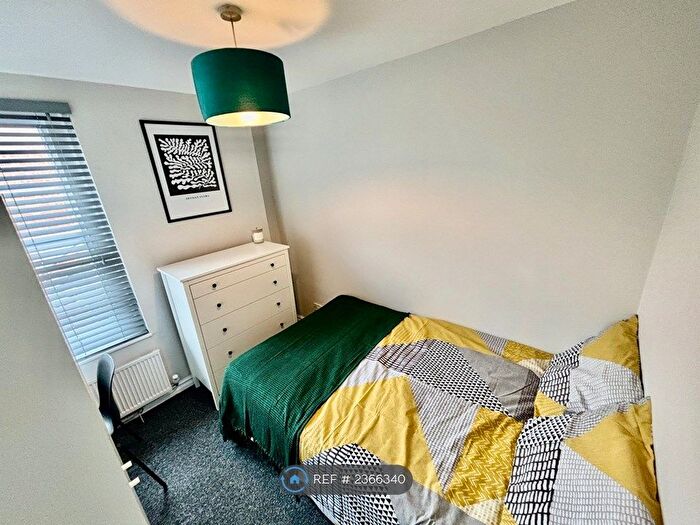 2 Bedroom Flat To Rent In Bath Street, Leamington Spa, CV31