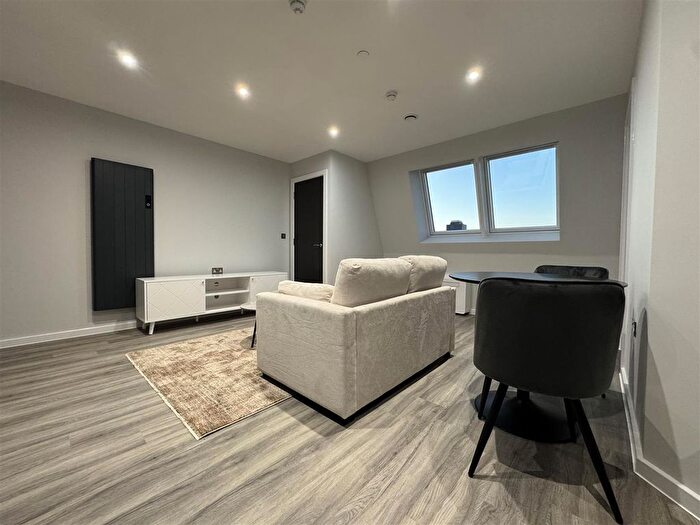 1 Bedroom Flat To Rent In Caversham Road, Reading, RG1