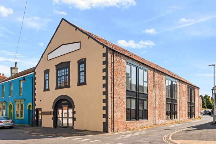 3 Bedroom House To Rent In The Old Maltings, Newport, Barton Upon Humber, North Lincolnshire, DN18