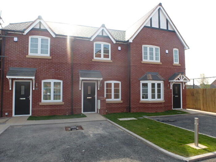 2 Bedroom House To Rent In St Pauls Mews, Burton-upon-Trent, DE14