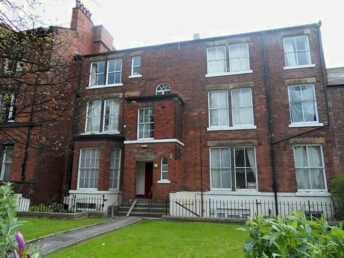 2 Bedroom Flat To Rent In Clarendon Road, Leeds, West Yorkshire, Uk, LS2