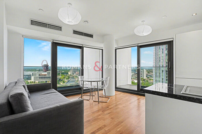 2 Bedroom Apartment To Rent In River Heights, Stratford, E15
