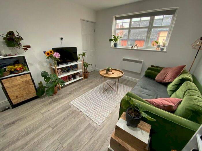 1 Bedroom Flat To Rent In Fleetwood Road, Leicester, LE2