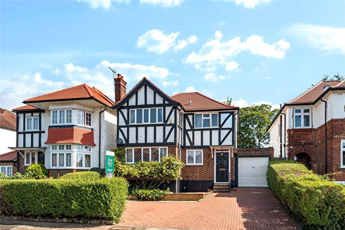 3 Bedroom Detached House For Sale In Eversley Avenue, Wembley, HA9