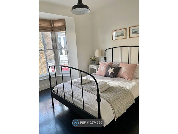 2 Bedroom Flat To Rent In Whitstable, Whitstable, CT5