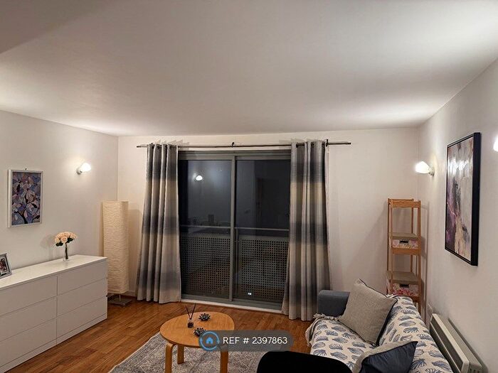 1 Bedroom Flat To Rent In California Building, London, SE13