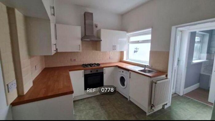 2 Bedroom Terraced House To Rent In Raglan Street, Hull, HU5