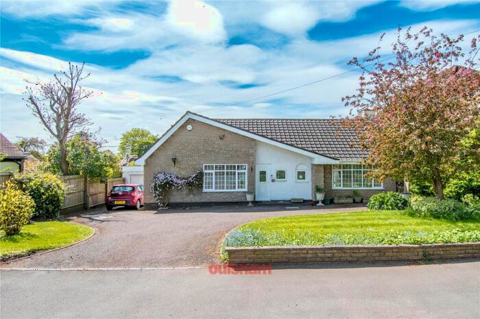 3 Bedroom Bungalow For Sale In Stourbridge Road, Fairfield, Bromsgrove, B61