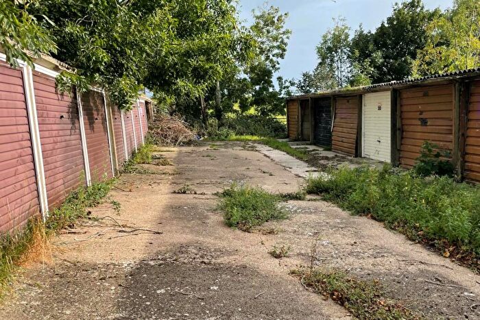 Garage / Parking For Sale In Garage, Springhill Road, Grendon Underwood, Aylesbury, HP18