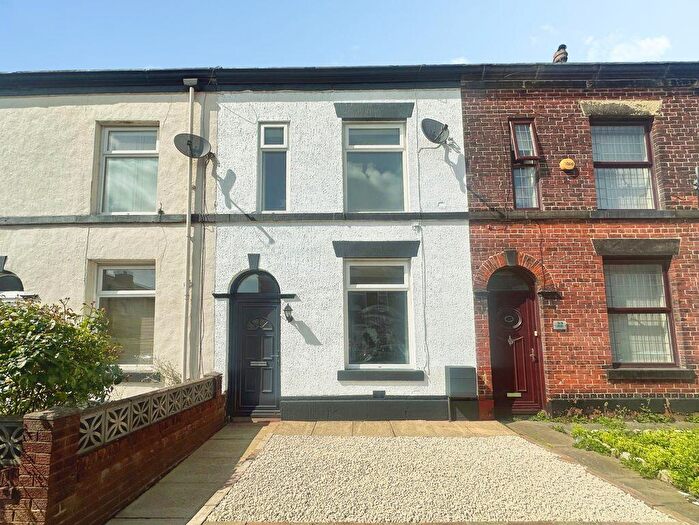 3 Bedroom Terraced House For Sale In Clifton Street, Bury, BL9