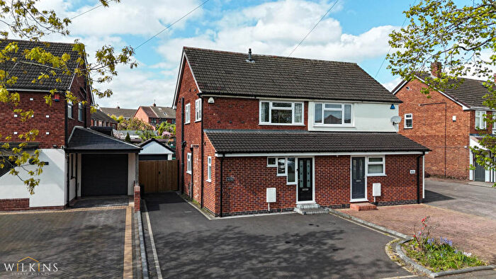 2 Bedroom Semi Detached House For Sale In Wilnecote Lane, Tamworth, Staffordshire, B77