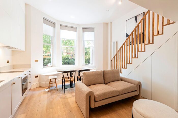 Studio To Rent In Bramham Gardens, London, SW5