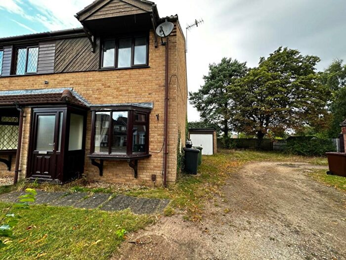 2 Bedroom Semi-Detached House To Rent In Spilsby Close, Lincoln, LN6