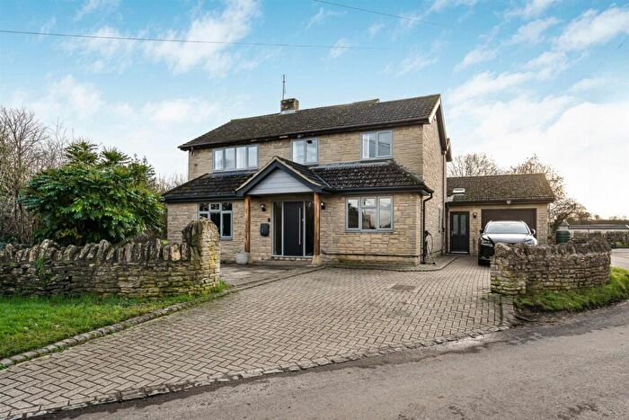 4 Bedroom House For Sale In West End, Launton, Bicester, OX26