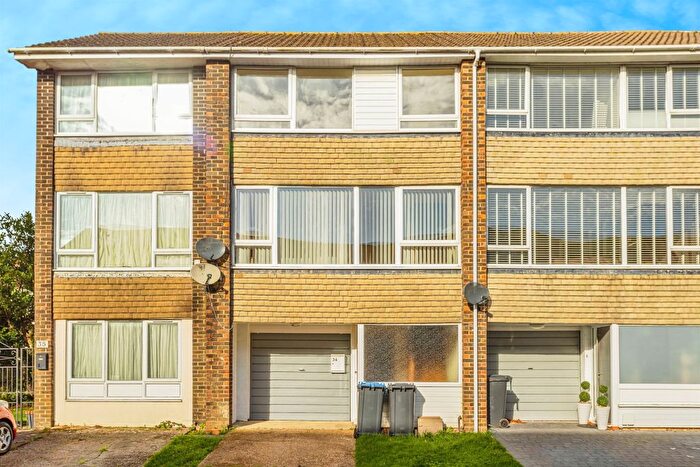 3 Bedroom Terraced House For Sale In Queens Crescent, Burgess Hill, RH15