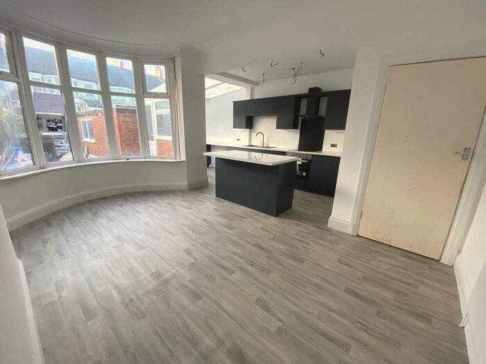 3 Bedroom Terraced House To Rent In Lichfield Road, Blackpool, FY1