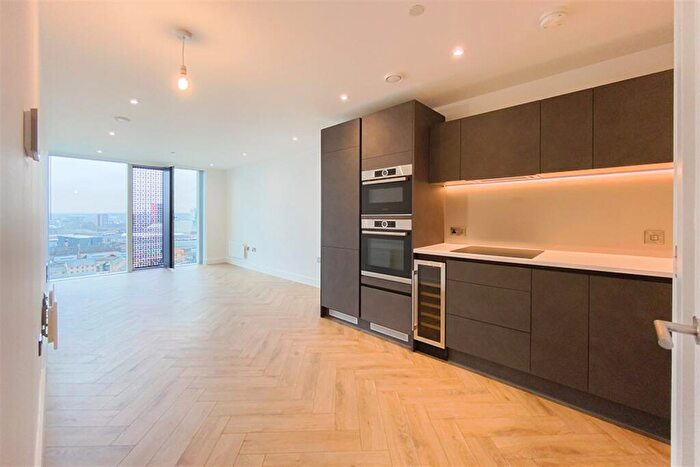 1 Bedroom Apartment To Rent In Elizabeth Tower, M15