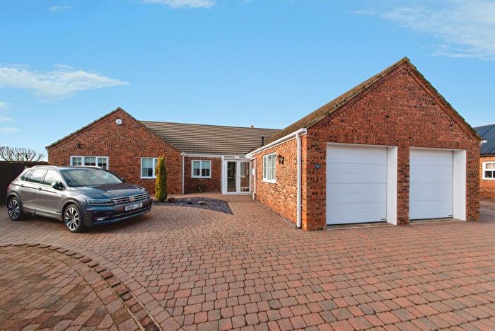 3 Bedroom Detached Bungalow For Sale In Carisbrooke Way, Weston Hills, Spalding, PE12