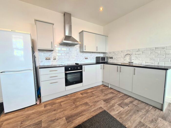 2 Bedroom Flat To Rent In Empire Court, Avon Street, Rugby, Warwickshire, CV21