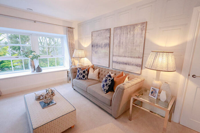 2 Bedroom Retirement Property To Rent In High Street, Great Missenden, Buckinghamshire, HP16