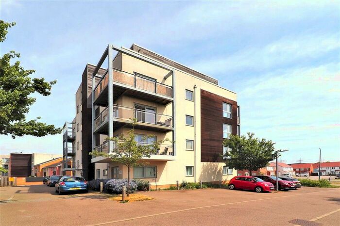 1 Bedroom Flat To Rent In Cameron Drive, Dartford, Kent, DA1