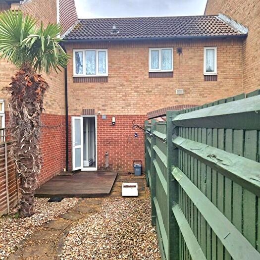 1 Bedroom Maisonette To Rent In Anchorage Park, Portsmouth, PO3