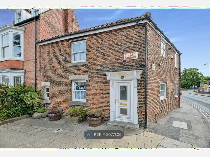 2 Bedroom End Of Terrace House To Rent In College Square, Stokesley, Middlesbrough, TS9