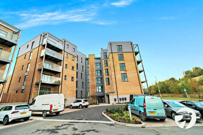 2 Bedroom Flat To Rent In Castle Hill Drive, Castle Hill, Ebbsfleet Valley, Swanscombe, DA10