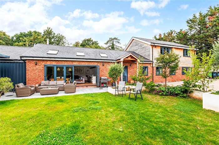 4 Bedroom Detached House For Sale In Newbury Road, Headley, Thatcham, Hampshire, RG19