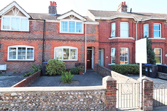 2 Bedroom Terraced House For Sale In Goring Road, Goring-by-Sea, BN12