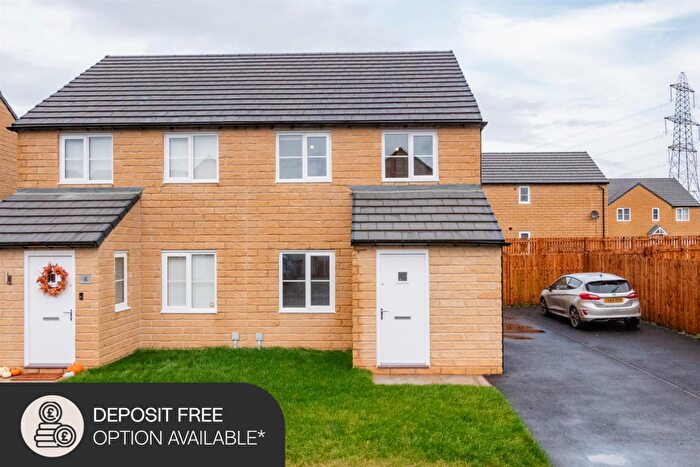 3 Bedroom Semi-Detached House To Rent In Vickers Grange, Bircotes, DN11