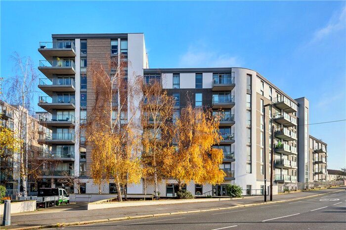 1 Bedroom Flat For Sale In Ealing Road, Brentford, Middlesex, TW8