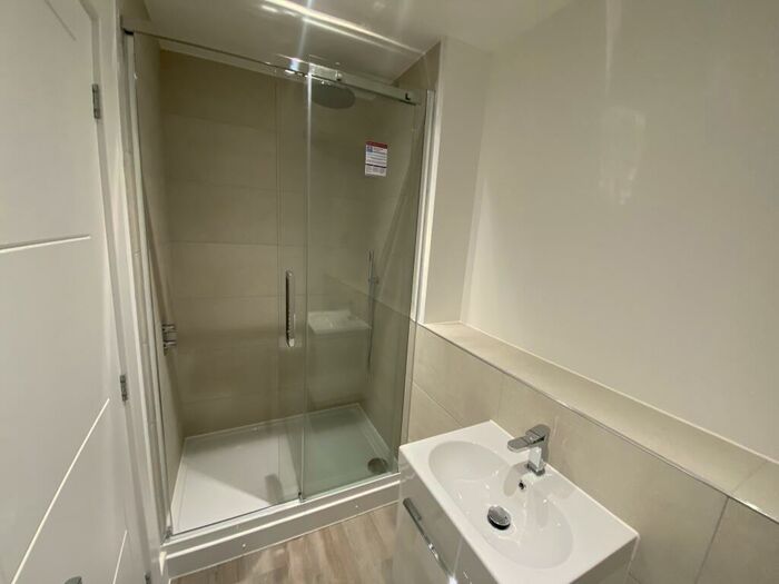 2 Bedroom Flat To Rent In Aspen Drive, Bristol, BS10